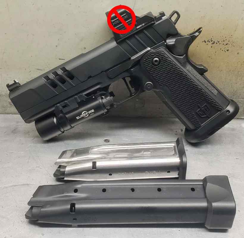 MAC 9DSD 5" 9mm 2011 Three Mags Holster X300 Light