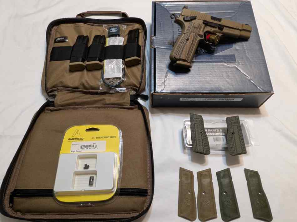 NIB FN High power, Fde loaded w/Xtras 