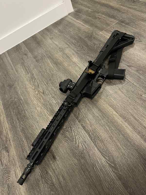 WTS SOLGW 13.9" M4-76 $800