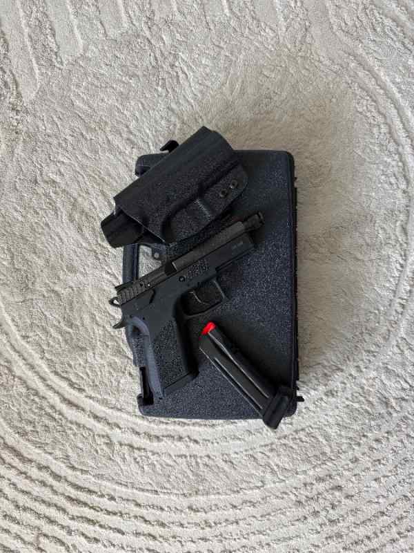 CZ P-07