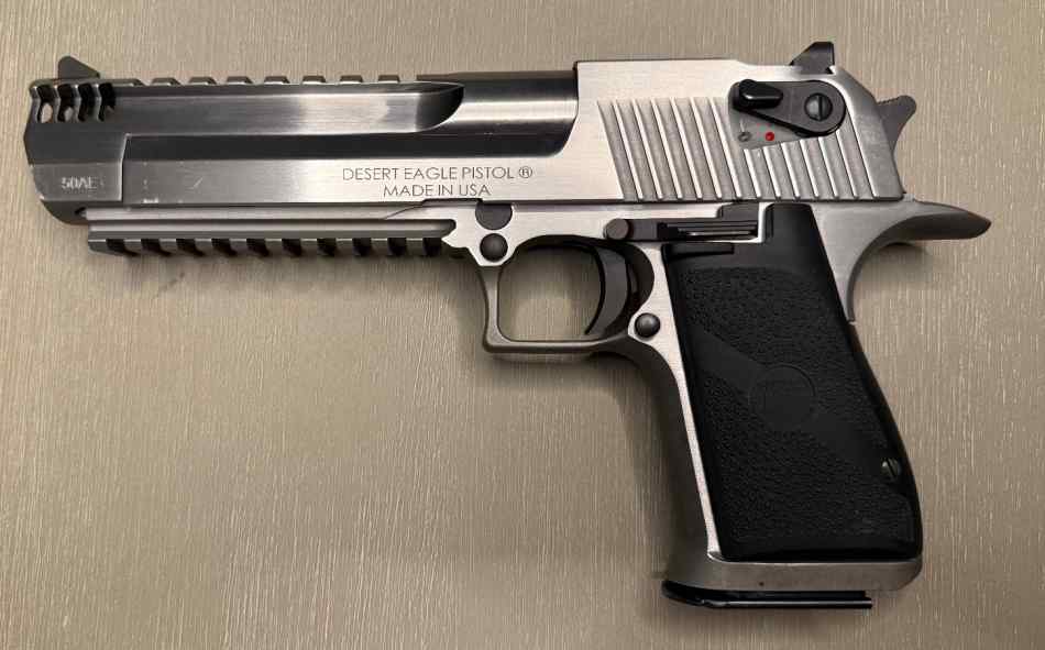 Magnum Research Desert Eagle 50 AE