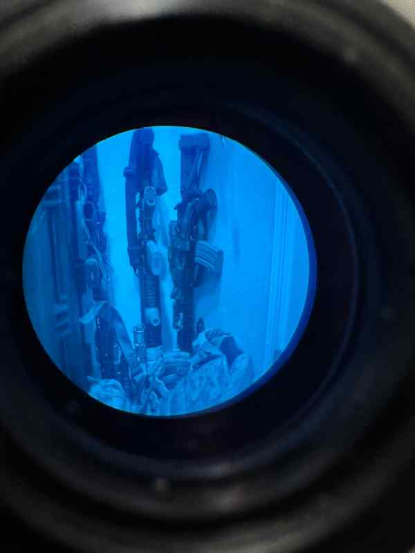 Pvs14 night vision white phosphorous new