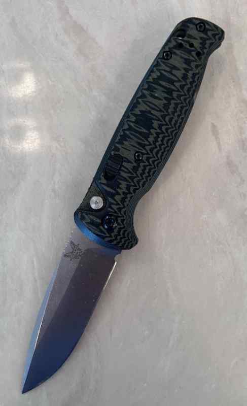 BENCHMADE CLA GREEN/BLACK G10 (AUTO)